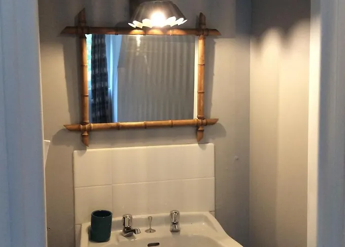 Maison Calme A Deux Pas Du Centre Saint-Lô