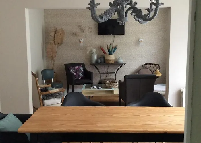 Maison Calme A Deux Pas Du Centre Saint-Lô